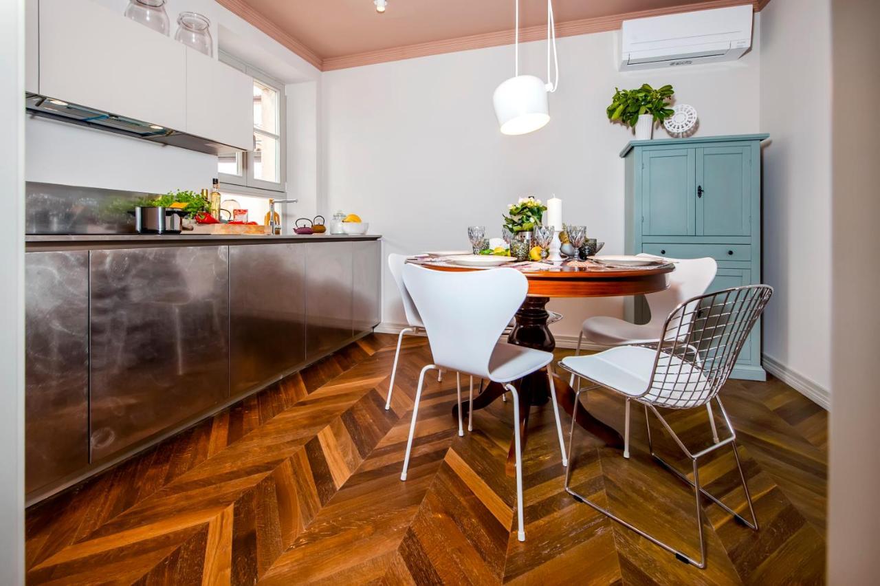Campitelli Design Apartment Ровінь Екстер'єр фото