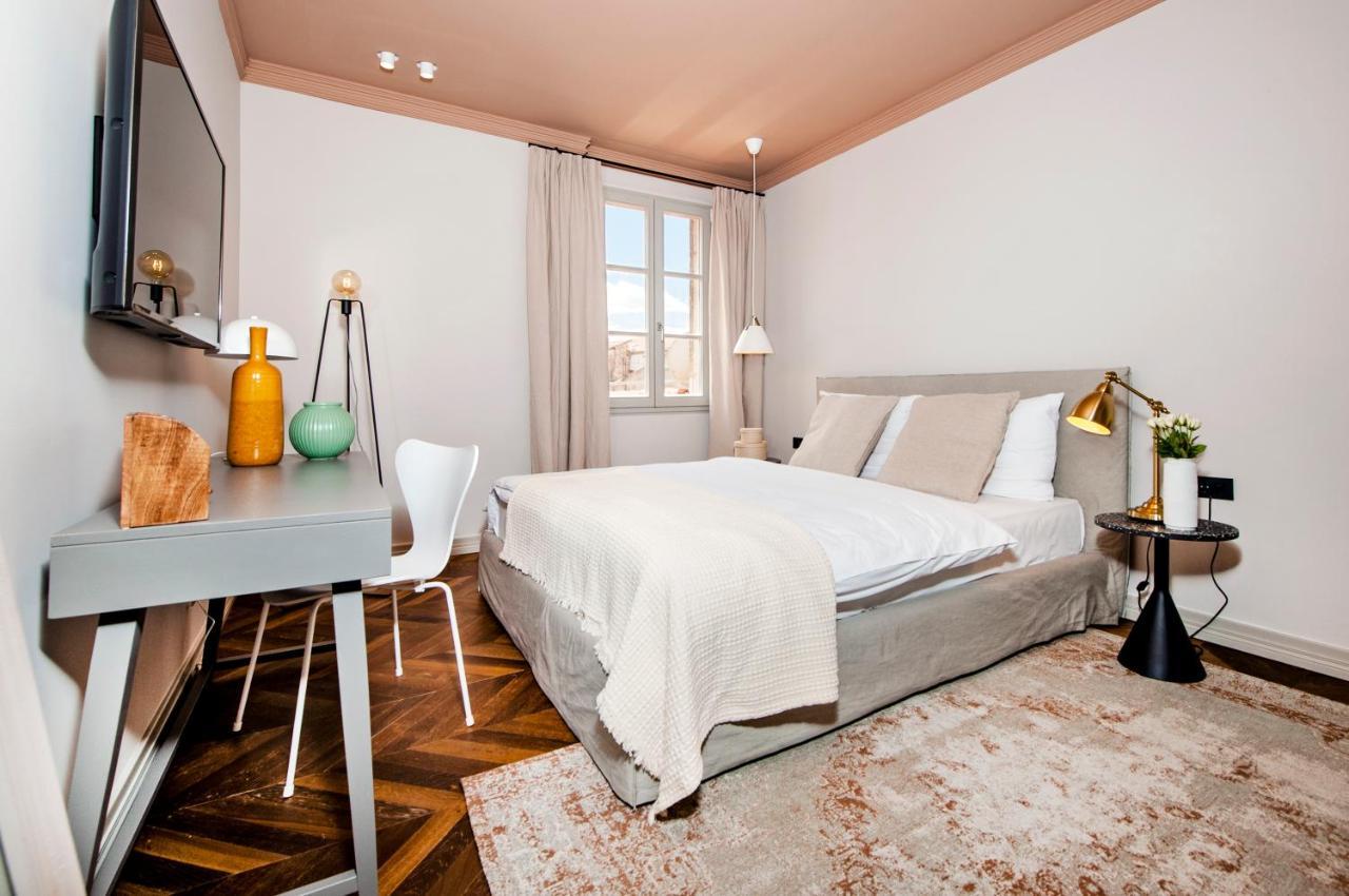 Campitelli Design Apartment Ровінь Екстер'єр фото