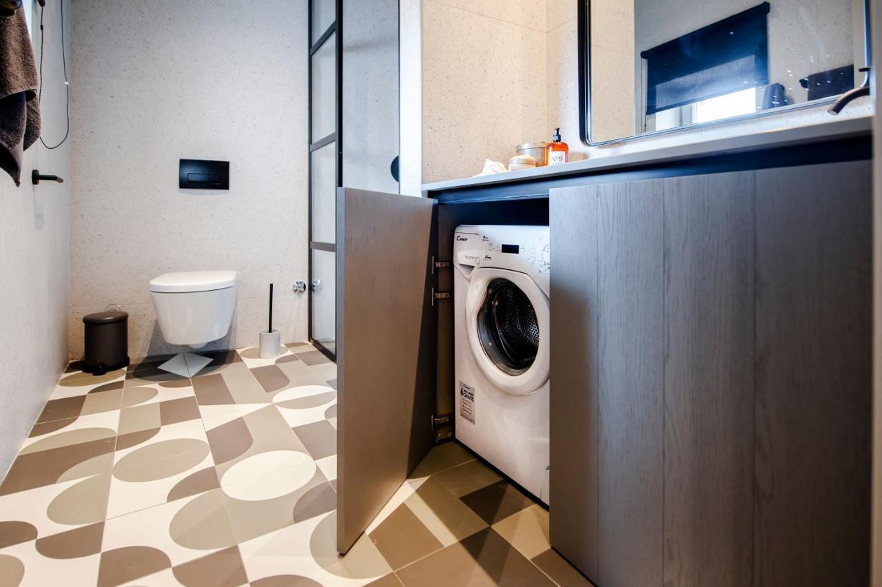 Campitelli Design Apartment Ровінь Екстер'єр фото