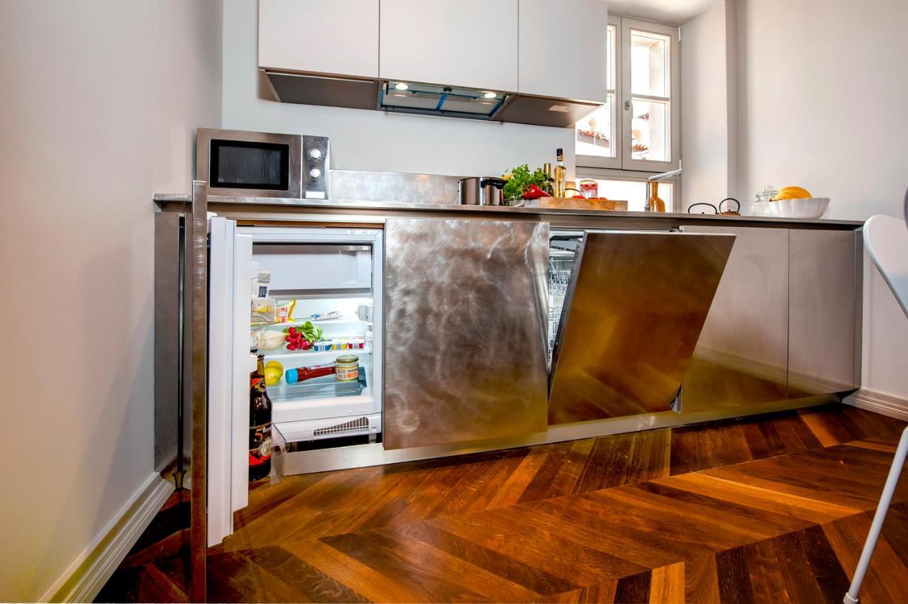 Campitelli Design Apartment Ровінь Екстер'єр фото